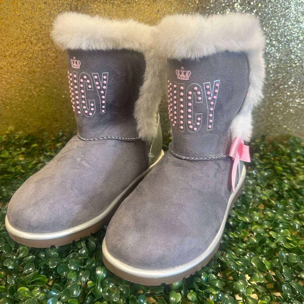 Juicy Couture Perris Grey Boots
